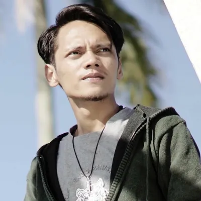 Anggi Rayns