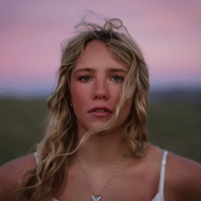 Avery Anna