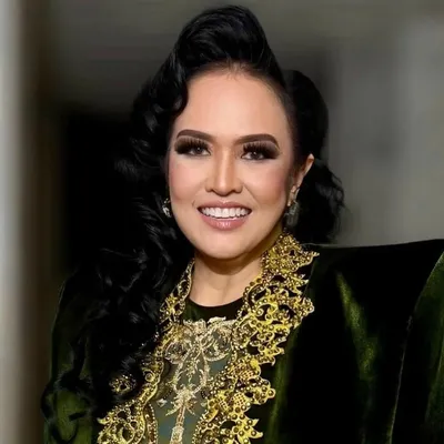 Azlina Aziz