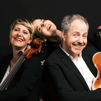 Elekma Trio