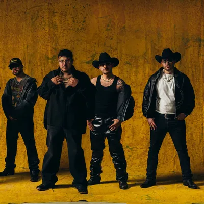 Peso Pluma feat Grupo Frontera