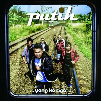 Foto Artist Putih