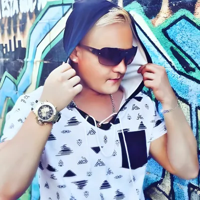 Rasmus Gozzi feat Gozzina