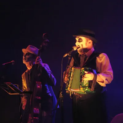 Tiger Lillies